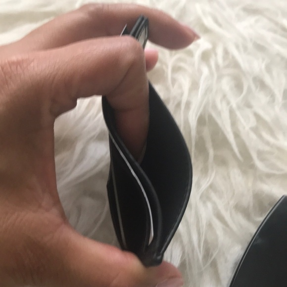 Card holder - Picture 4 of 5